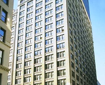360 Park Avenue South (photo courtesy of CoStar)