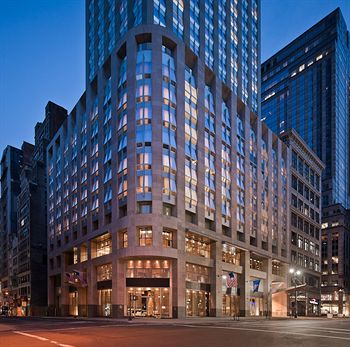 Great Eagle Buys Setai Fifth Avenue Hotel for $229 Million – Commercial ...