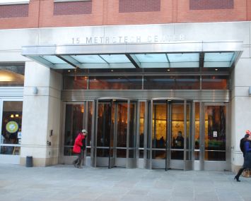 15 MetroTech