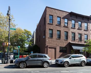325 Smith Street