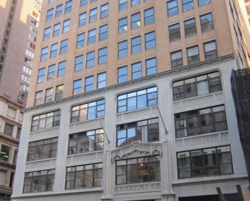 245 Fifth Avenue