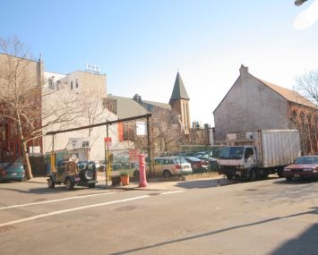 The lot at 390 State Street, (PropertyShark)