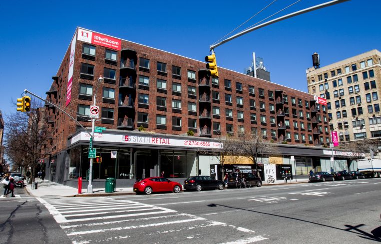 555 6th Avenue.