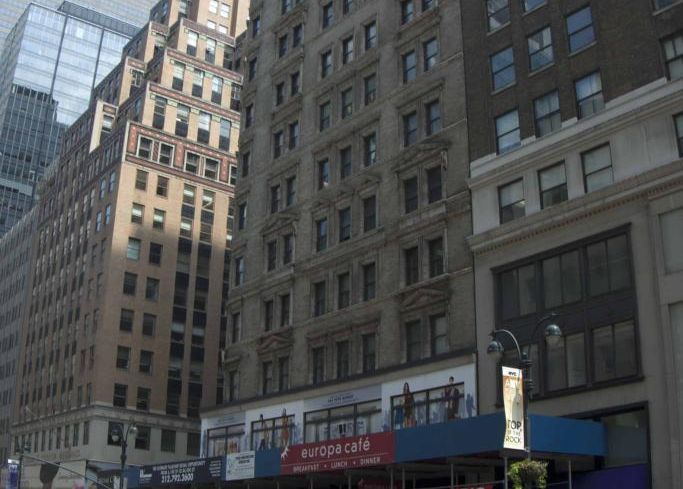 545 Fifth Avenue.