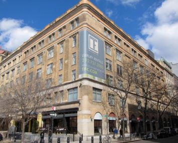 95 Horatio Street.