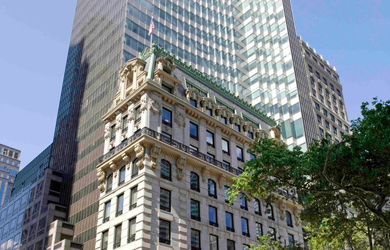 452 Fifth Avenue