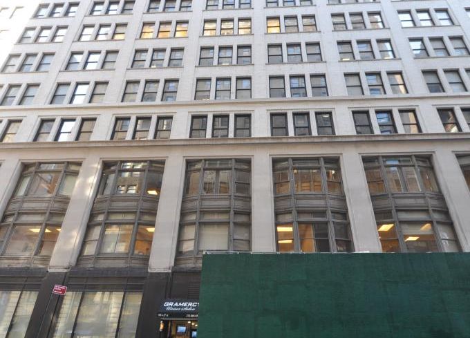 387 Park Avenue South.