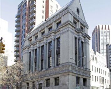 160-162 Lexington Avenue.