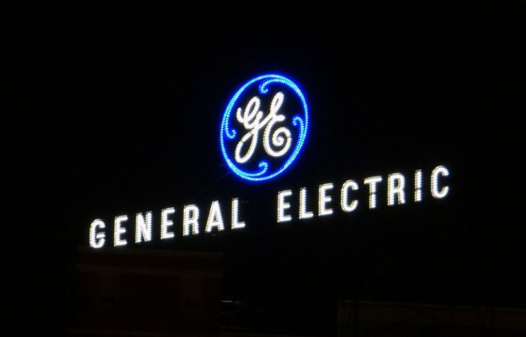 General Electric sign.