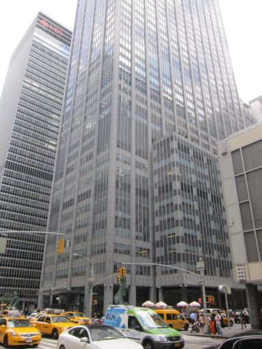 Law Firm Inks 100K-SF-Deal at 1301 Avenue of the Americas – Commercial ...
