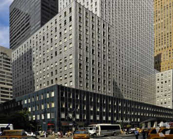 150 East 42nd Street (Photo: CoStar).