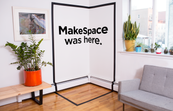 MakeSpace is a white glove self storage company that has drivers take your belongings to a warehouse in  New Jersey. 