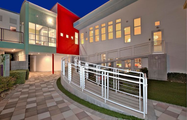 "The Slammer" (Photo: Luxe Estates & Lifestyles).