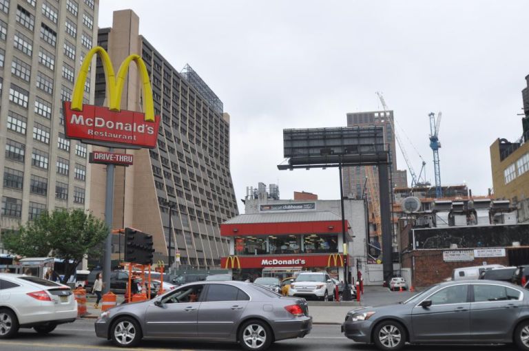 McDonald's New York 151 West 34Th Street in Herald Square …
