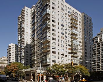 1172 Third Avenue (Photo: CoStar).