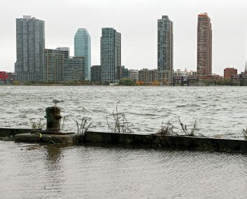 A scene of Long Island City, where prices for land are expected to come down in 2016. (Photo by Michael Heiman/Getty Images).