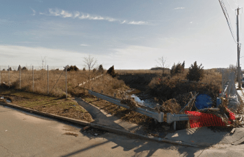 An LLC sued over the potential sale of the Staten Island development site (Photo: Google Maps). 