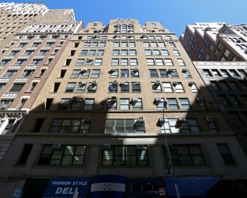255 West 36th Street (Photo: CoStar Group).