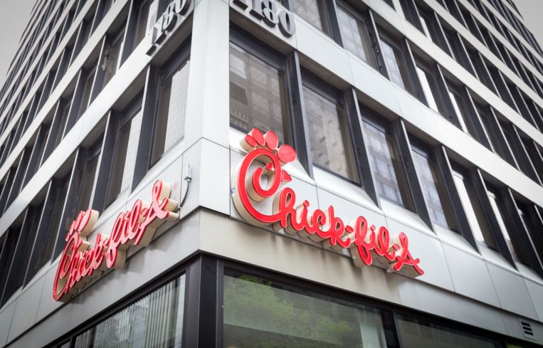 Chick-fil-A at 1180 Avenue of the Americas (Photo: Kaitlyn Flannagan/Commercial Observer).