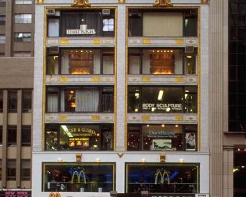 45 West 57th Street (Image: CoStar).