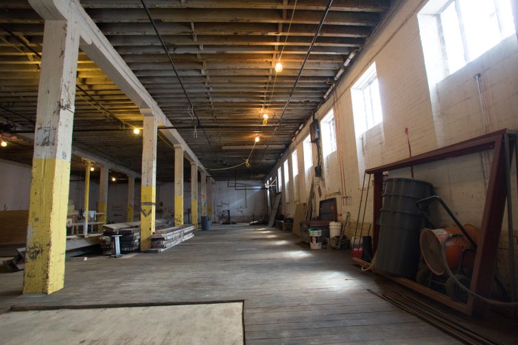 The Mann Group will put in polished concrete floors on the first level of 199 Cook Street, which will have gallery spaces (Photo: Aaron Adler /for Commercial Observer).