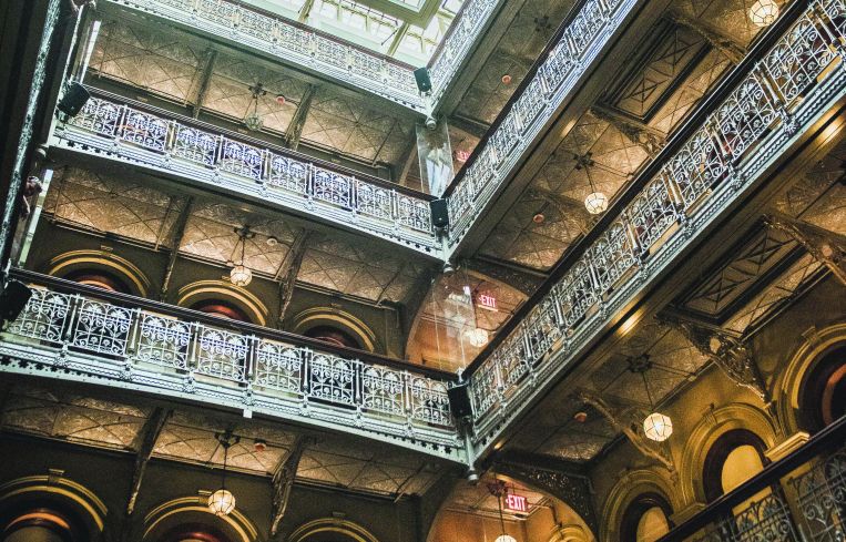 The nine-story atrium at the Beekman Hotel. Image: GKV