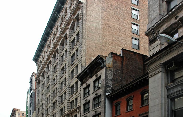 11 West 19th Street (Photo: CoStar Group)