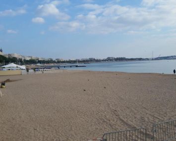 MAPIC 2016 was held in Cannes, France near the Plage de la Croisette. Photo: Lauren Elkies Schram.
