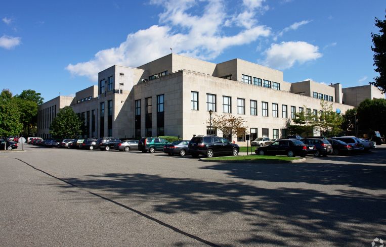 Bulova Corporate Center (Photo: CoStar Group)