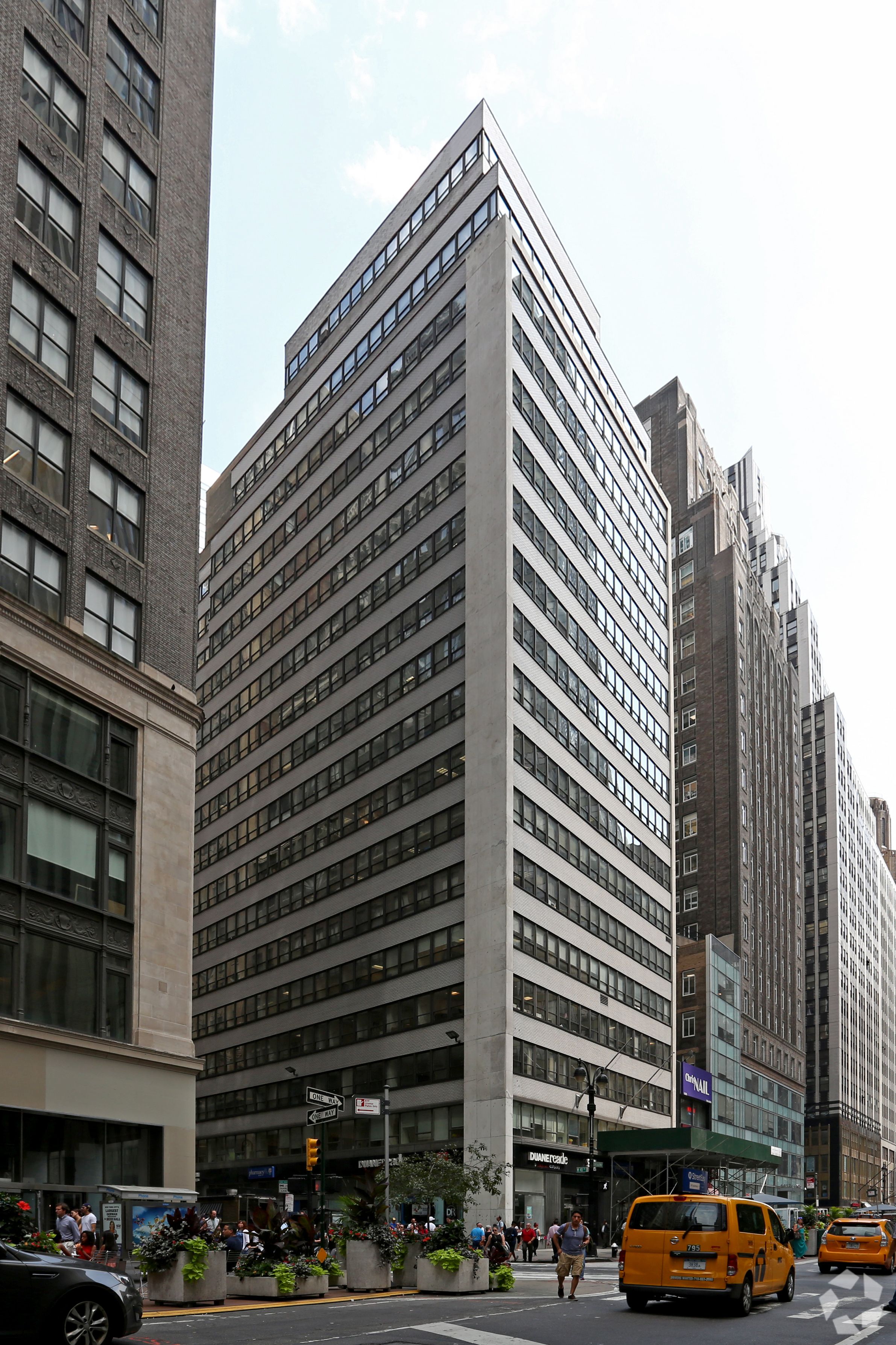 Recruiting Firm Moving to 16K-SF Offices Within Times Square ...