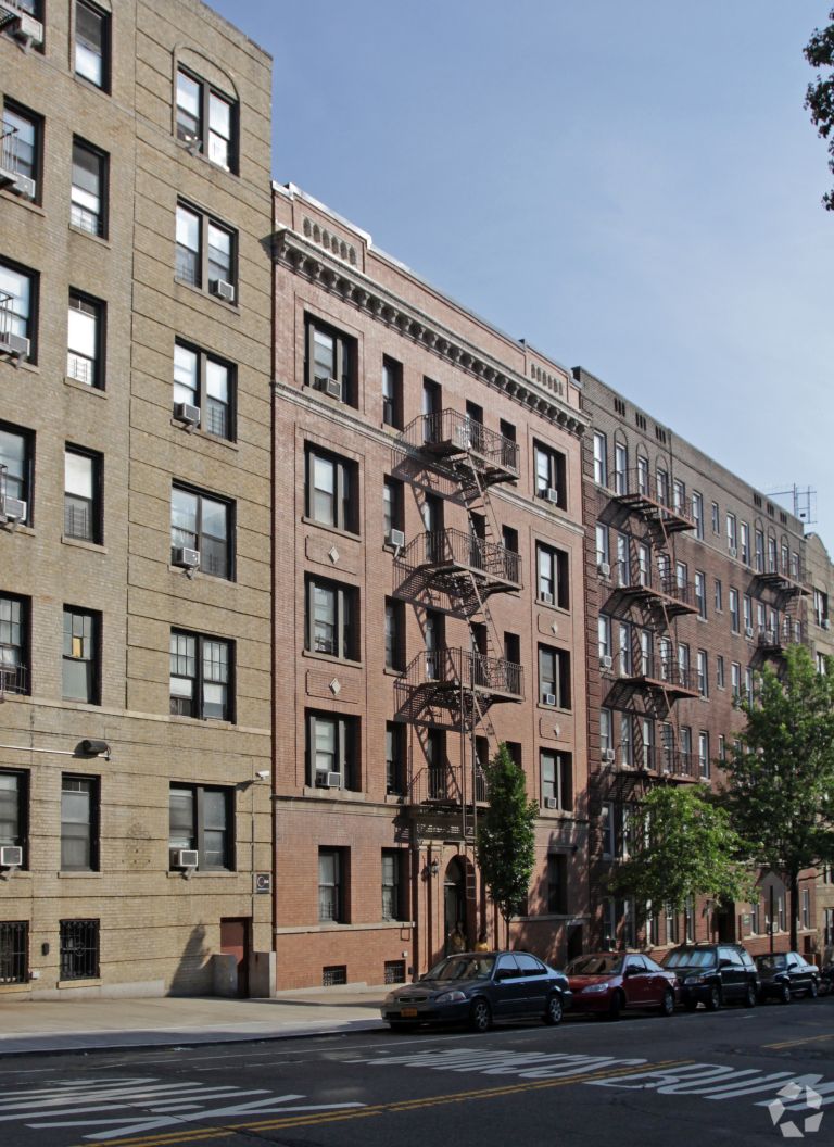 Three Inwood Rental Buildings Sell To Sugar Hill For $39m – Commercial 