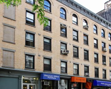 130 West 24th Street. Photo: CoStar Group