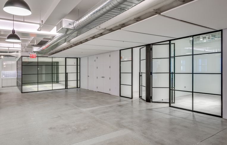 The office comes with an open layout. Photo: JEMB Realty
