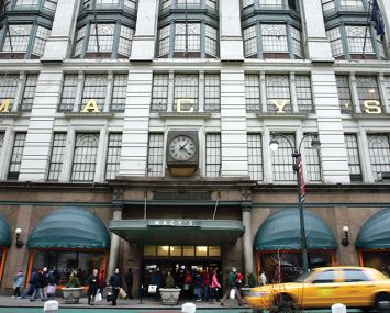 Retail rents have dropped dramatically in Herald Square, which is home to iconic flagship stores like Macy's. Photo: Stephen Chernin/ for Getty Images