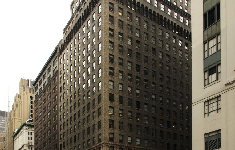 463 Seventh Avenue