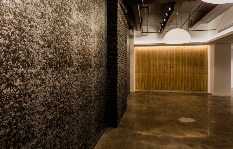 Custom lighting at the space in 5 Penn Plaza. Photo: Sasha Maslov/For Commercial Observer