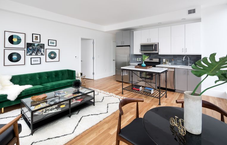 531 Myrtle Avenue.