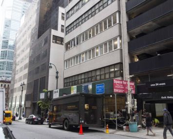 211 East 43rd Street. photo: PropertyShark
