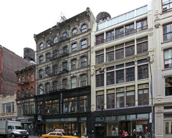 552-556 Broadway. Photo: CoStar Group