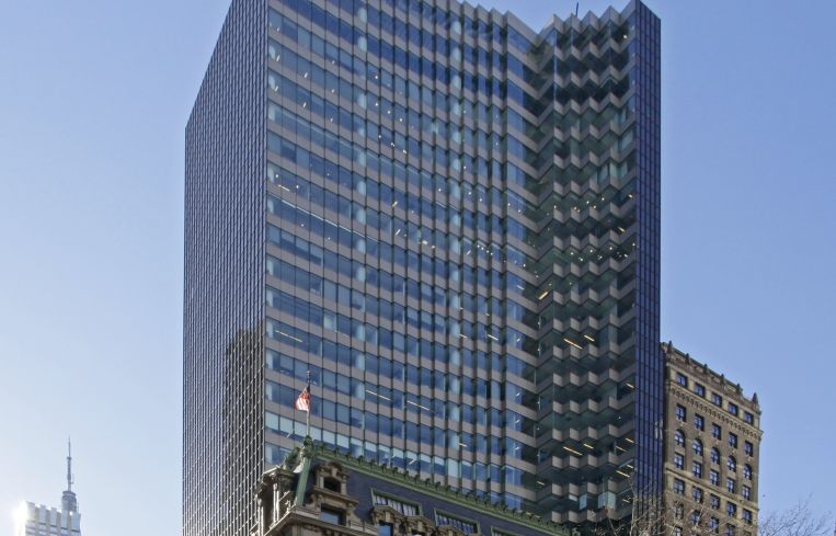 452 Fifth Avenue
