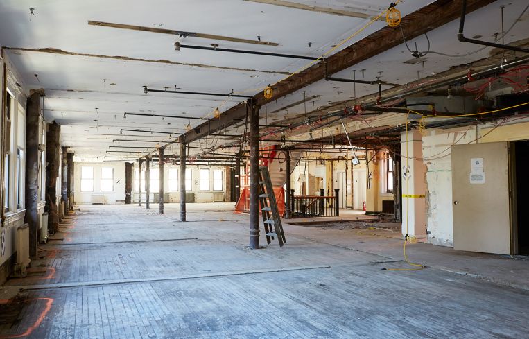 The wood floors and cast iron columns of office space in the building will give a look that many modern tenants crave.
Photo: Yvonne Albinowski/For Commercial Observer