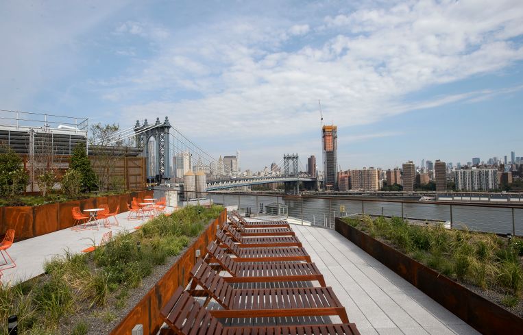 20 Jay Street's roof has been paved and there are plantings and seats. Photo: Two Trees Management Company.