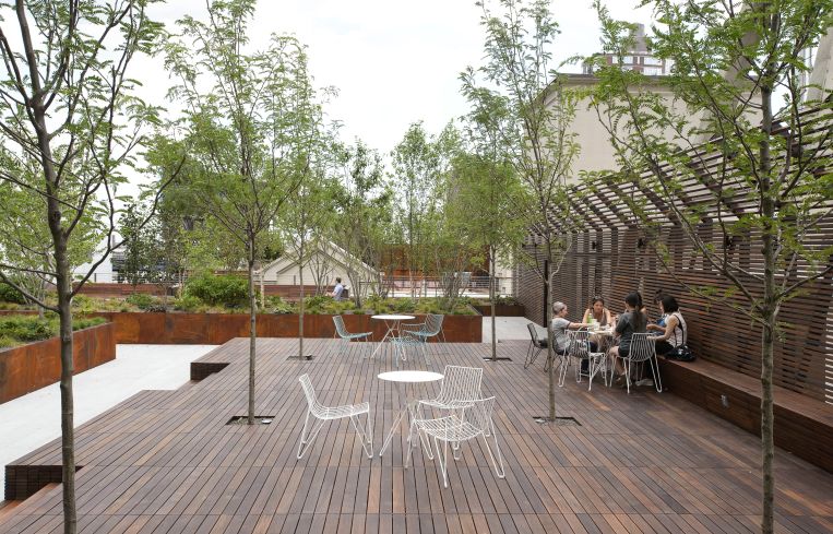45 Main Street's new platform on the rooftop lounge. Photo: Two Trees Management Company.