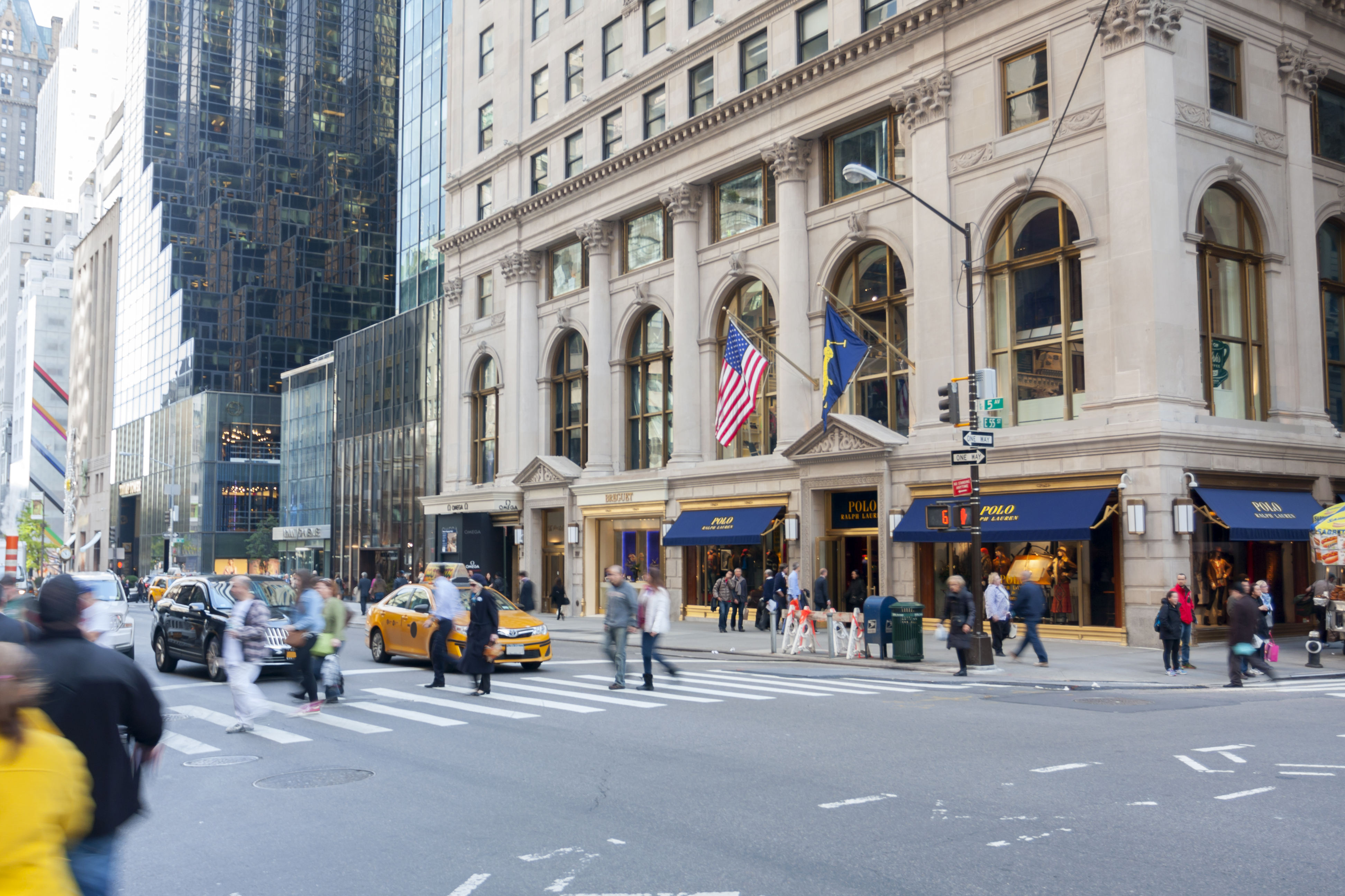 Ralph Lauren - The flagship store at 711 Fifth Avenue – and its