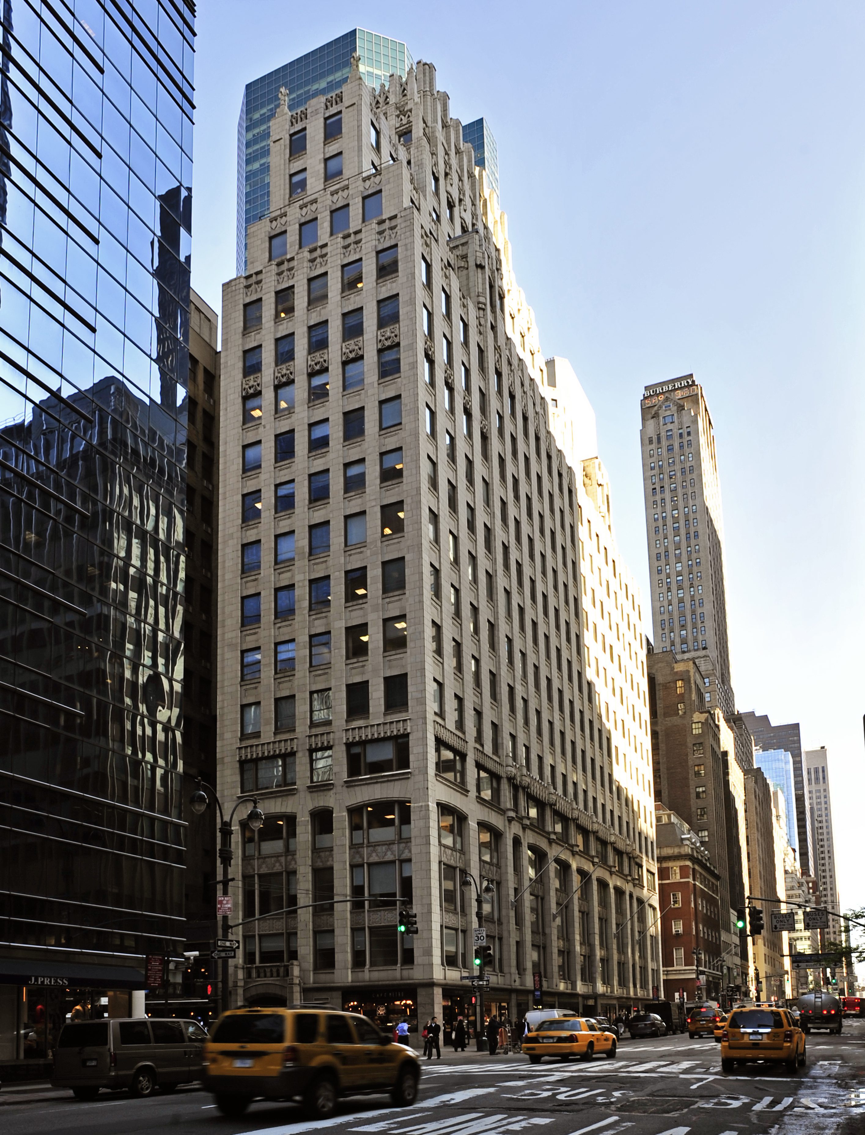 Korean Financial Firm Nabs $100M for 400 Madison Avenue Purchase ...