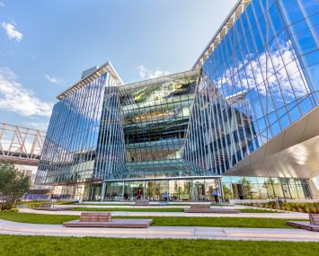 Vecchione consulted with Forest City Ratner and Weiss/Manfredi on the design of Cornell Tech's Tata Innovation Center on Roosevelt Island.