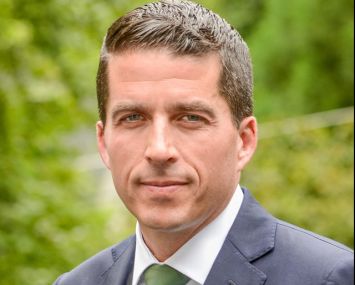 Daniel Moore