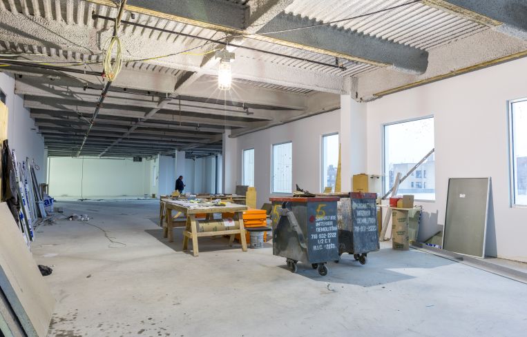 The office floors has 14-foot ceiling heights slab-to-slab.