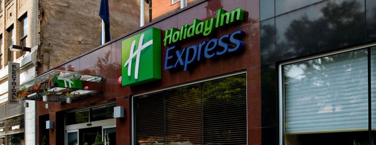 A Hell's Kitchen Holiday Inn refinanced in the transaction.