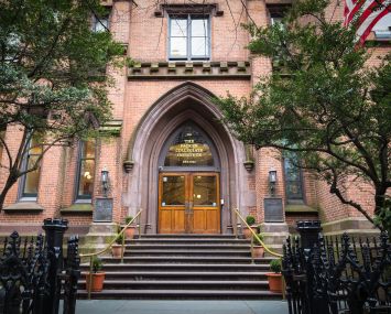 The Packer Collegiate Institute.